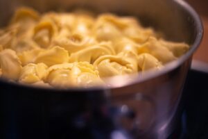 tortellini bologna food